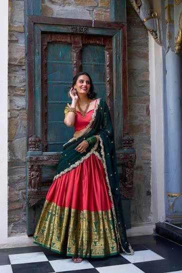 Lehenga Sets